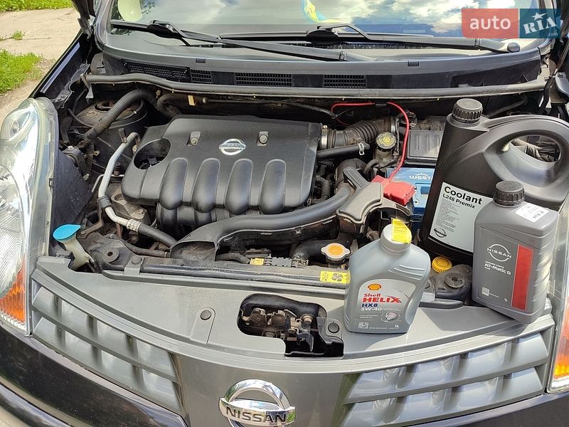 Хэтчбек Nissan Note 2007 в Вишневом