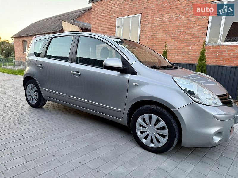 Хэтчбек Nissan Note 2009 в Виннице