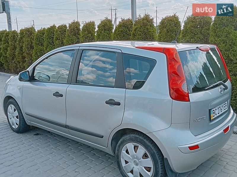 Хэтчбек Nissan Note 2008 в Львове