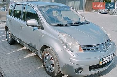 Хэтчбек Nissan Note 2008 в Львове