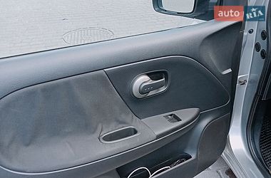 Хэтчбек Nissan Note 2008 в Львове