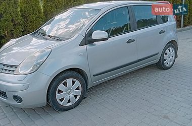 Хэтчбек Nissan Note 2008 в Львове