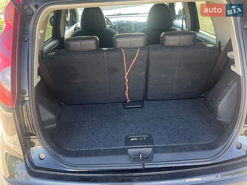 Хэтчбек Nissan Note 2008 в Одессе