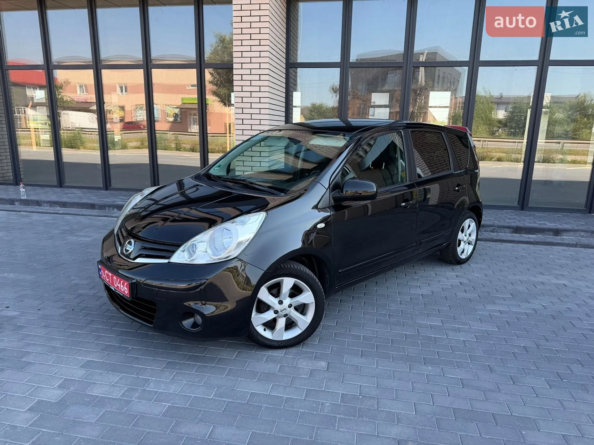 2010 Nissan Note - мініатюра 2