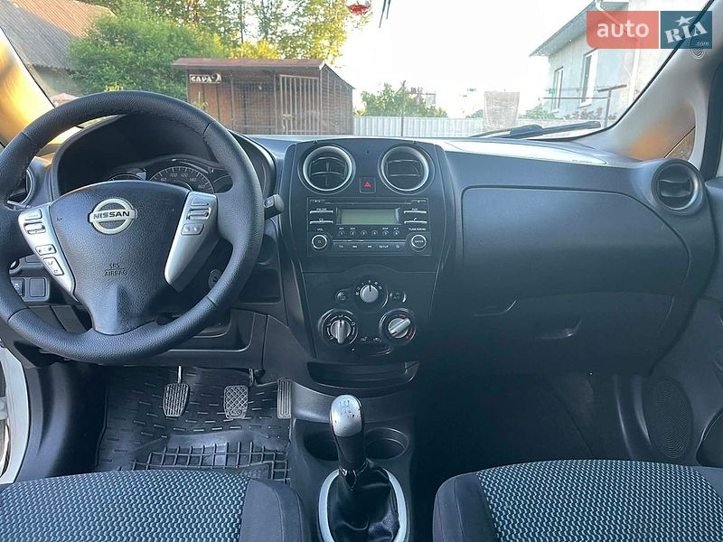 Хэтчбек Nissan Note 2014 в Калуше