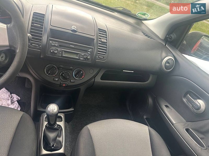 Хэтчбек Nissan Note 2009 в Луцке
