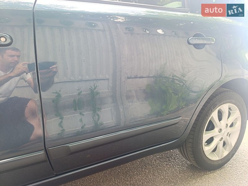 Хетчбек Nissan Note 2012 в Києві