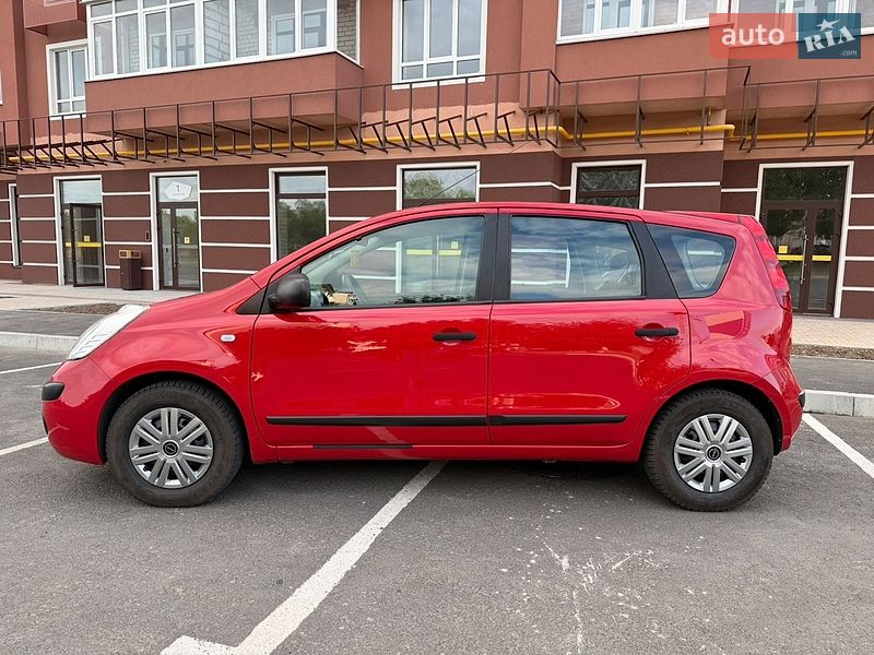 Хетчбек Nissan Note 2007 в Умані