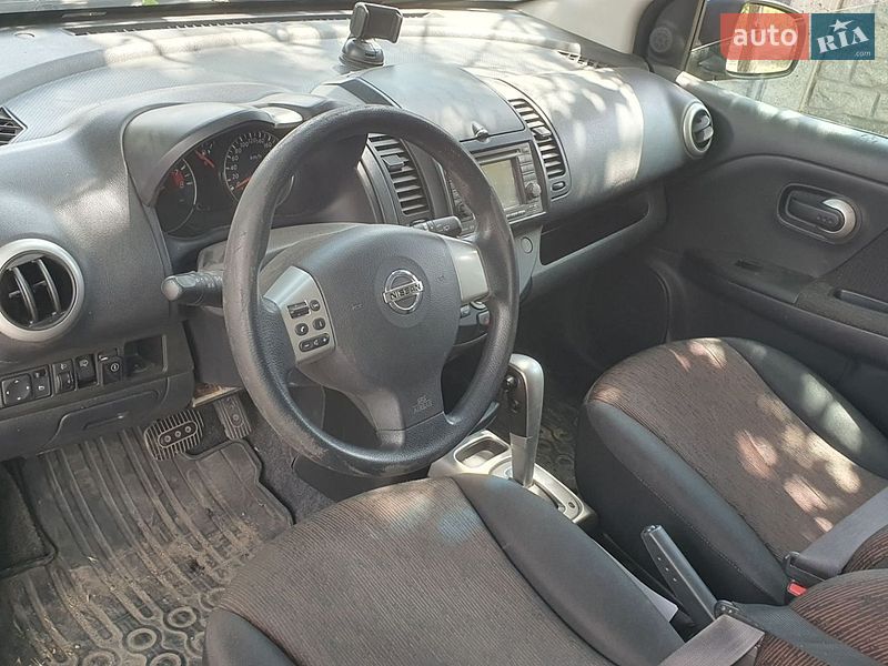 Хетчбек Nissan Note 2010 в Кам'янському