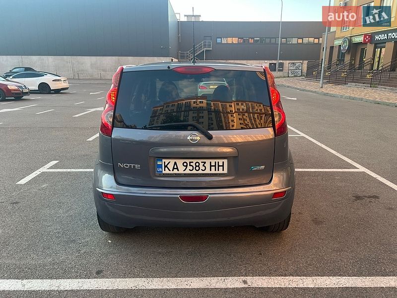 Хетчбек Nissan Note 2010 в Вишневому