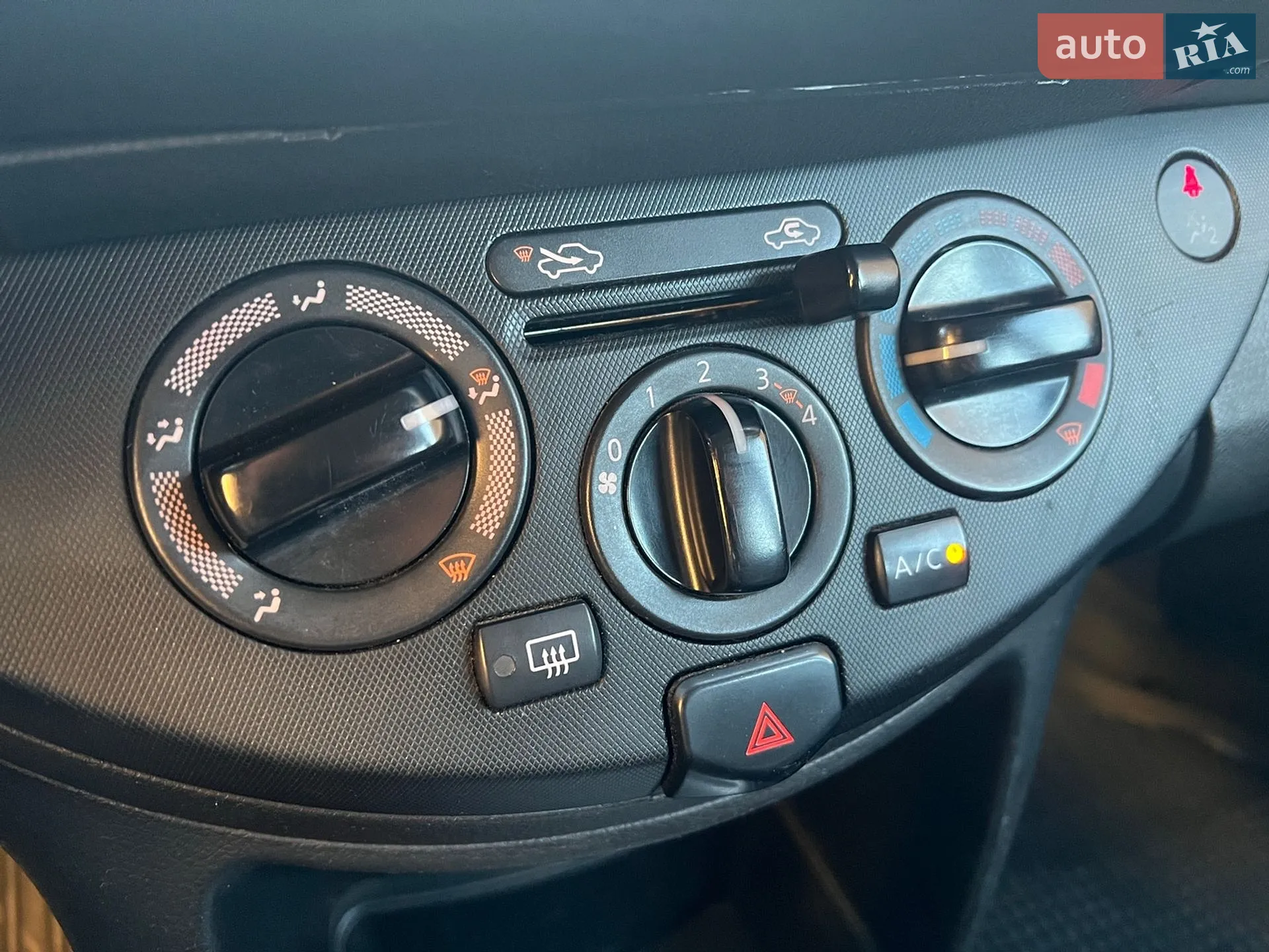 2010 Nissan Note - мініатюра 23