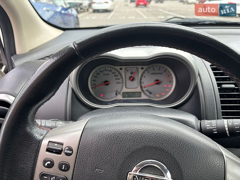 Хэтчбек Nissan Note 2008 в Киеве