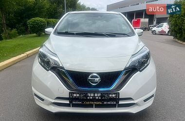 Хэтчбек Nissan Note 2018 в Киеве