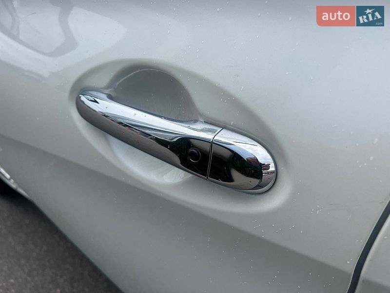 Хэтчбек Nissan Note 2018 в Киеве