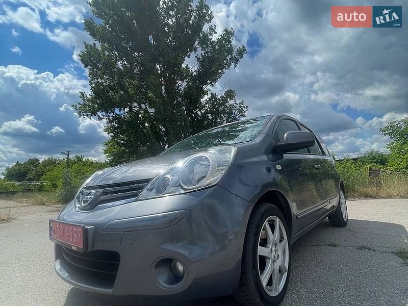 Хетчбек Nissan Note 2011 в Кропивницькому фото 11 Хетчбек Nissan Note 2011 в Кропивницькому