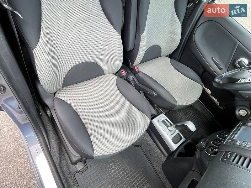 Хетчбек Nissan Note 2011 в Кропивницькому фото 20 Хетчбек Nissan Note 2011 в Кропивницькому