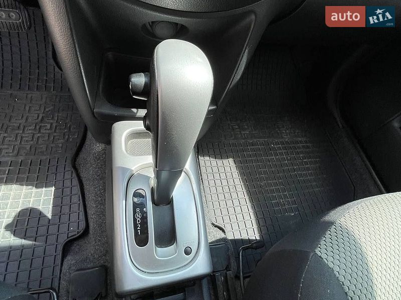 Хетчбек Nissan Note 2011 в Кропивницькому фото 29 Хетчбек Nissan Note 2011 в Кропивницькому