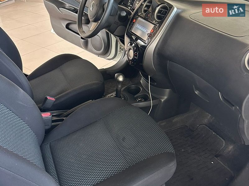Хэтчбек Nissan Note 2013 в Одессе