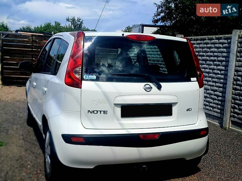 Хетчбек Nissan Note 2006 в Золотоноші