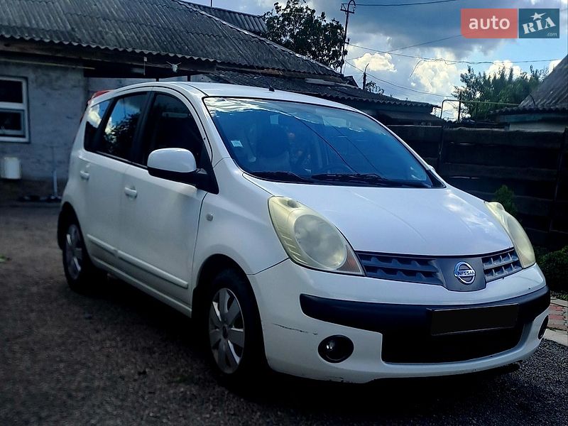 Хетчбек Nissan Note 2006 в Золотоноші