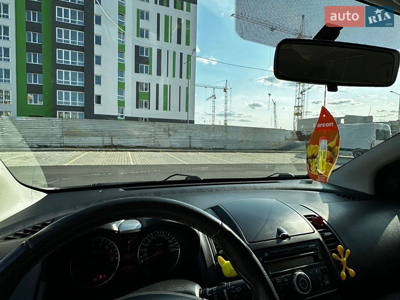 Хэтчбек Nissan Note 2009 в Виннице фото 15 Хэтчбек Nissan Note 2009 в Виннице