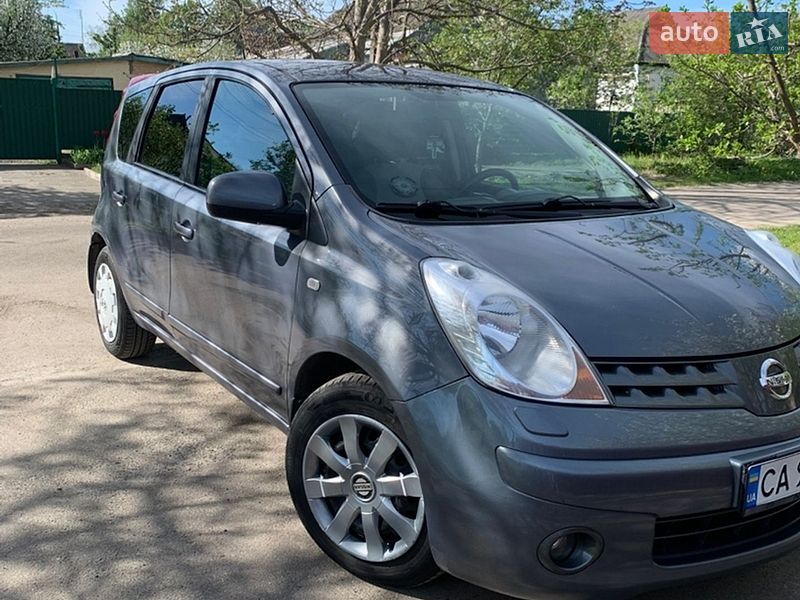 Хетчбек Nissan Note 2008 в Корсунь-Шевченківському