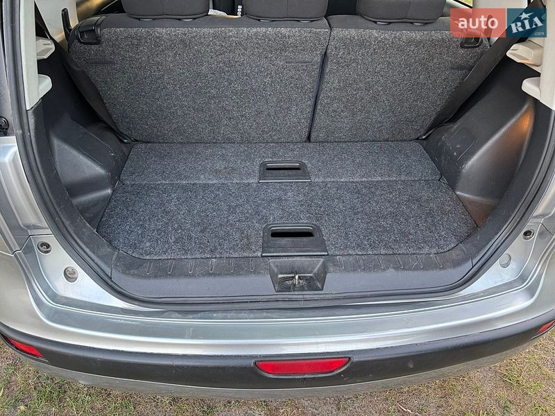 Хетчбек Nissan Note 2009 в Славуті фото 43 Хетчбек Nissan Note 2009 в Славуті