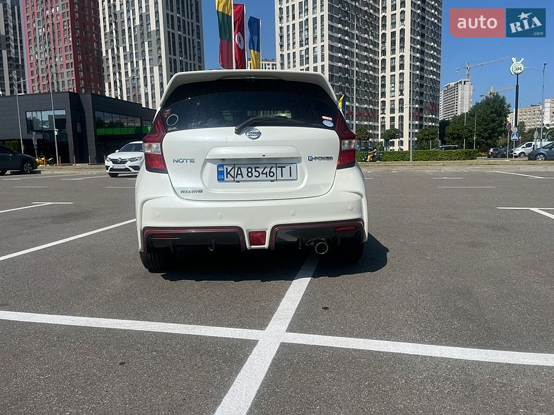 Хэтчбек Nissan Note 2017 в Киеве