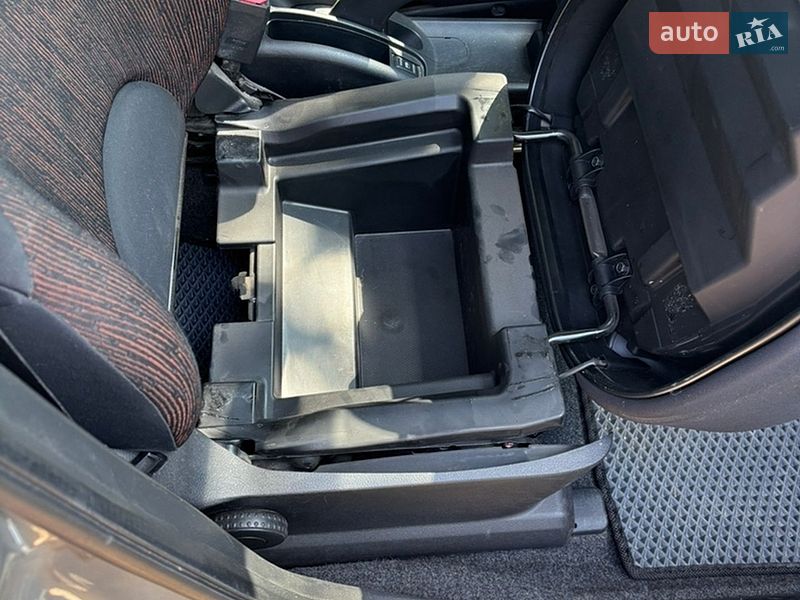 Хетчбек Nissan Note 2009 в Славуті фото 49 Хетчбек Nissan Note 2009 в Славуті