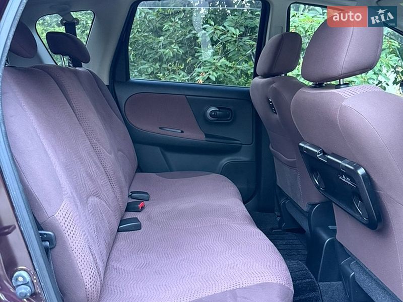 Хетчбек Nissan Note 2010 в Одесі