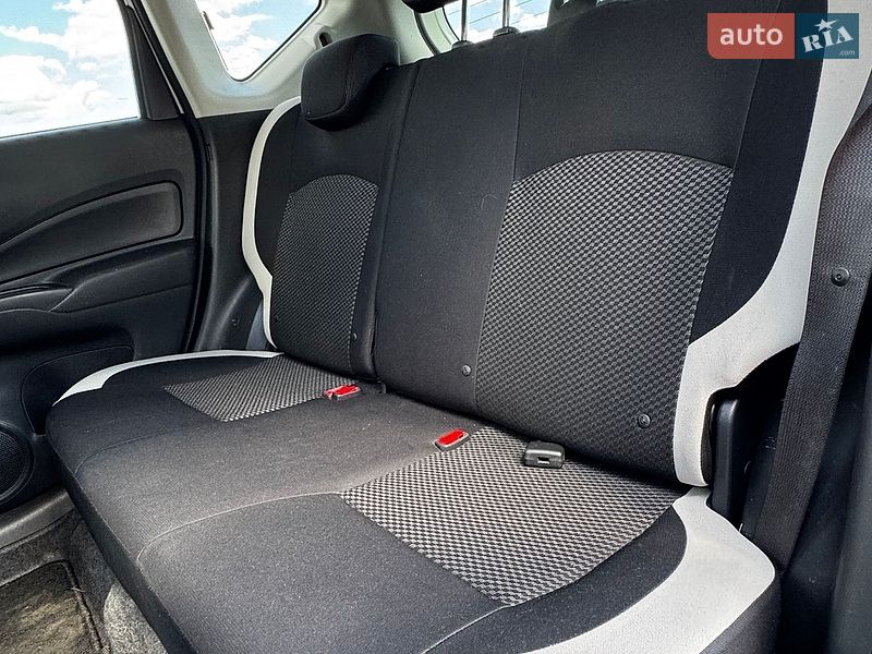 Хетчбек Nissan Note 2020 в Ужгороді фото 15 Хетчбек Nissan Note 2020 в Ужгороді