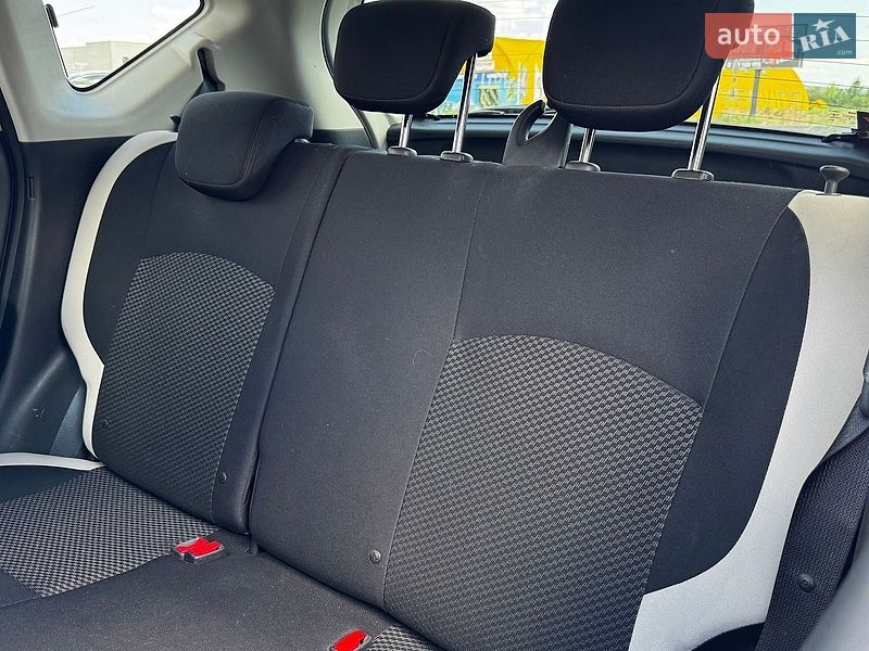 Хетчбек Nissan Note 2020 в Ужгороді фото 16 Хетчбек Nissan Note 2020 в Ужгороді