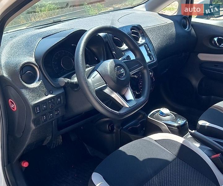 Хэтчбек Nissan Note 2020 в Николаеве фото 12 Хэтчбек Nissan Note 2020 в Николаеве