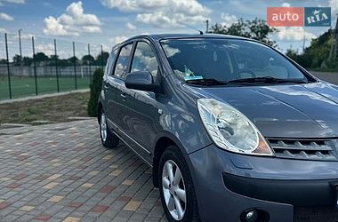 Хетчбек Nissan Note 2007 в Кілії