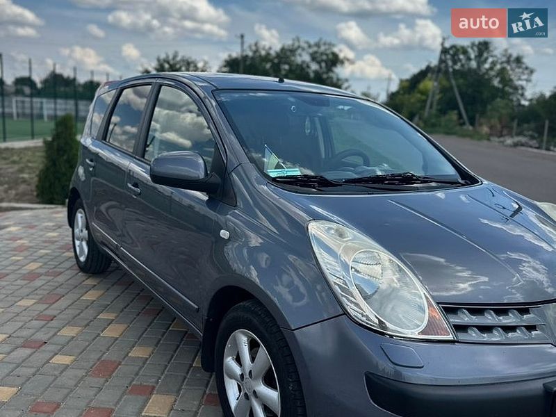 Хетчбек Nissan Note 2007 в Кілії