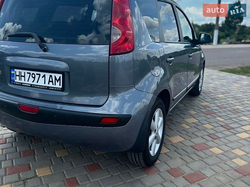 Хетчбек Nissan Note 2007 в Кілії