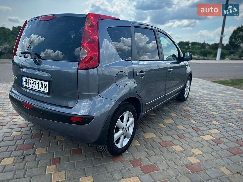 Хетчбек Nissan Note 2007 в Кілії