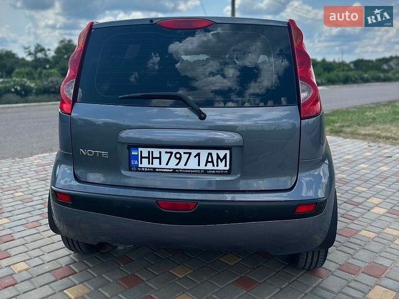 Хетчбек Nissan Note 2007 в Кілії