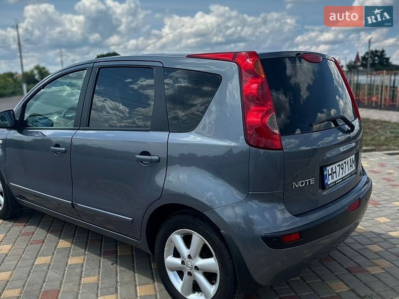 Хетчбек Nissan Note 2007 в Кілії