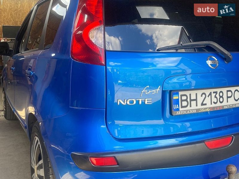 Хэтчбек Nissan Note 2006 в Одессе