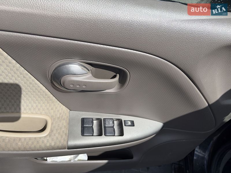Хэтчбек Nissan Note 2006 в Сарнах фото 21 Хэтчбек Nissan Note 2006 в Сарнах