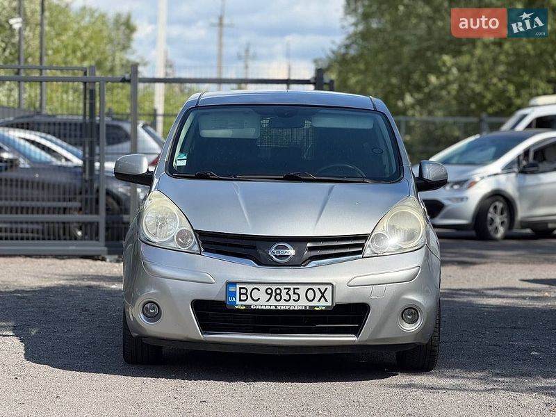 Хетчбек Nissan Note 2011 в Львові