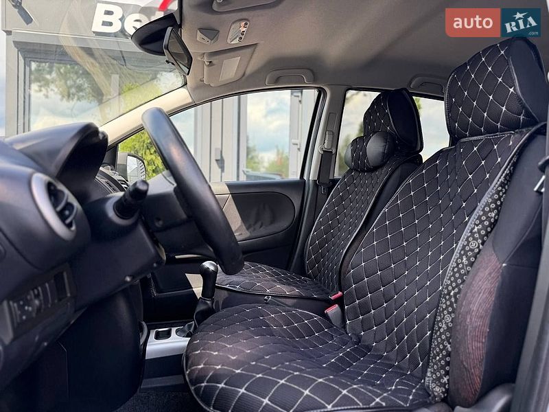 Хетчбек Nissan Note 2011 в Львові