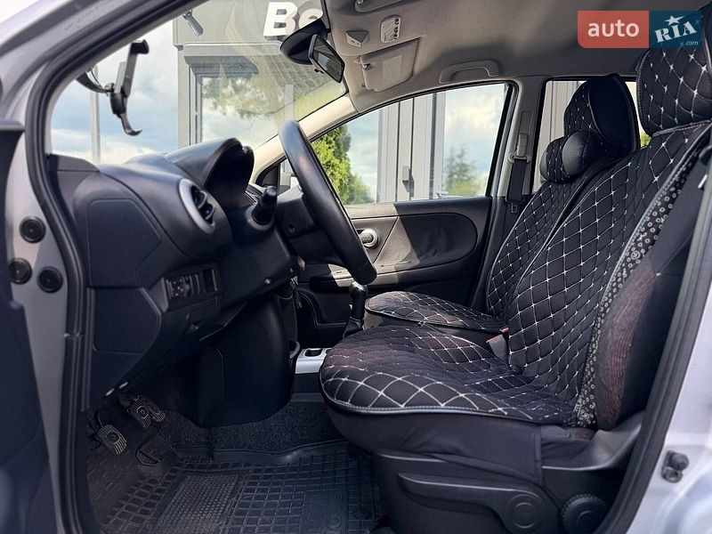 Хетчбек Nissan Note 2011 в Львові