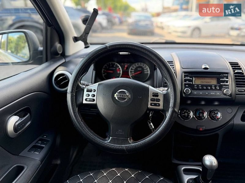 Хетчбек Nissan Note 2011 в Львові