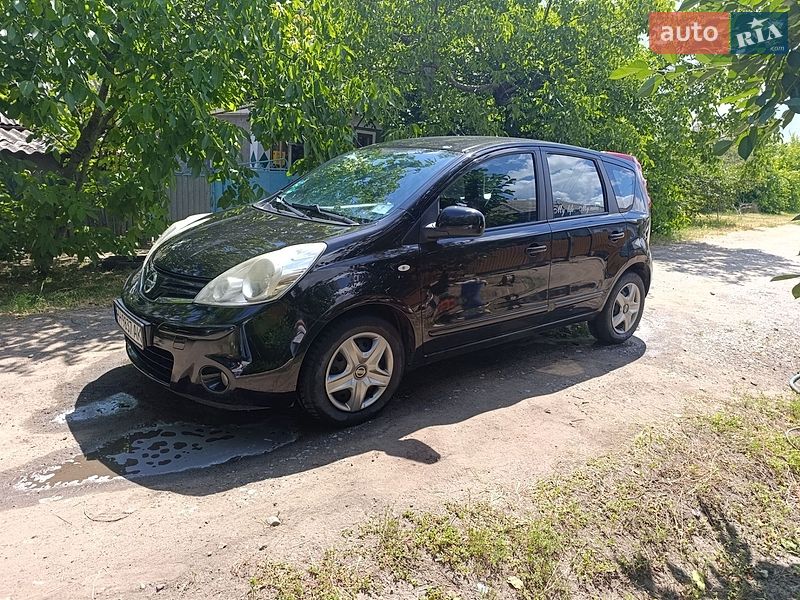 Хэтчбек Nissan Note 2009 в Балте фото Хэтчбек Nissan Note 2009 в Балте