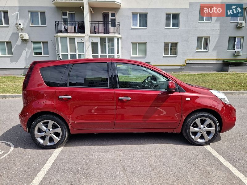 Хетчбек Nissan Note 2011 в Вінниці