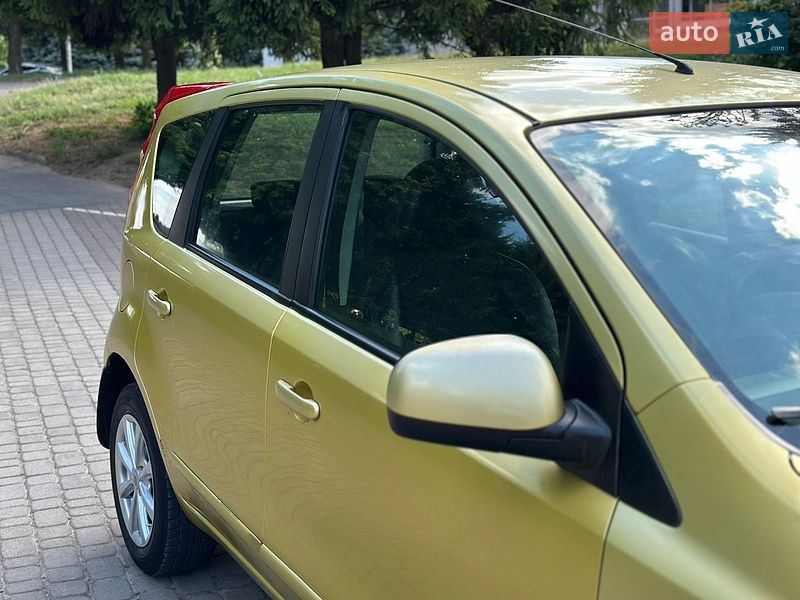 Хэтчбек Nissan Note 2007 в Ровно