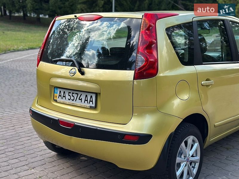 Хэтчбек Nissan Note 2007 в Ровно