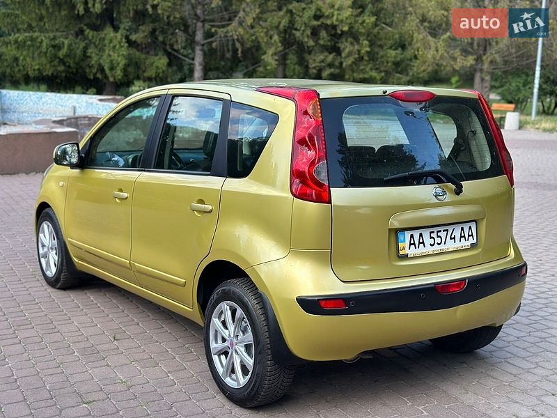 Хэтчбек Nissan Note 2007 в Ровно